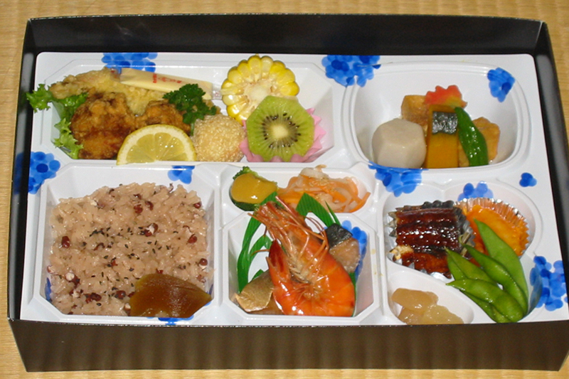 会席箱弁当