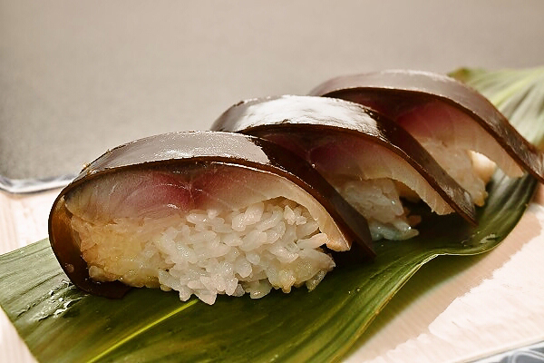 鯖の松前寿司